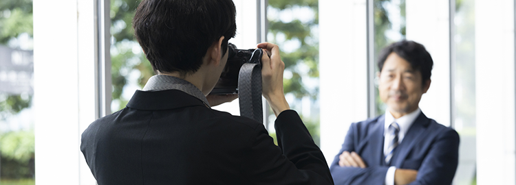 信頼感を高め、「しっかりした会社」という印象を与える