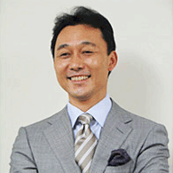 代表 吉本俊宏