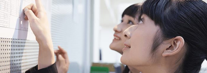 自社採用サイトと求人媒体