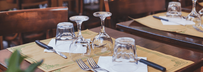 飲食店や美容室などの店舗型サービス業