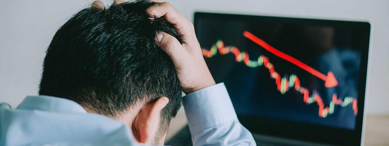 ホームページのアクセスが激減!SEO設定をすぐに変えるべき?